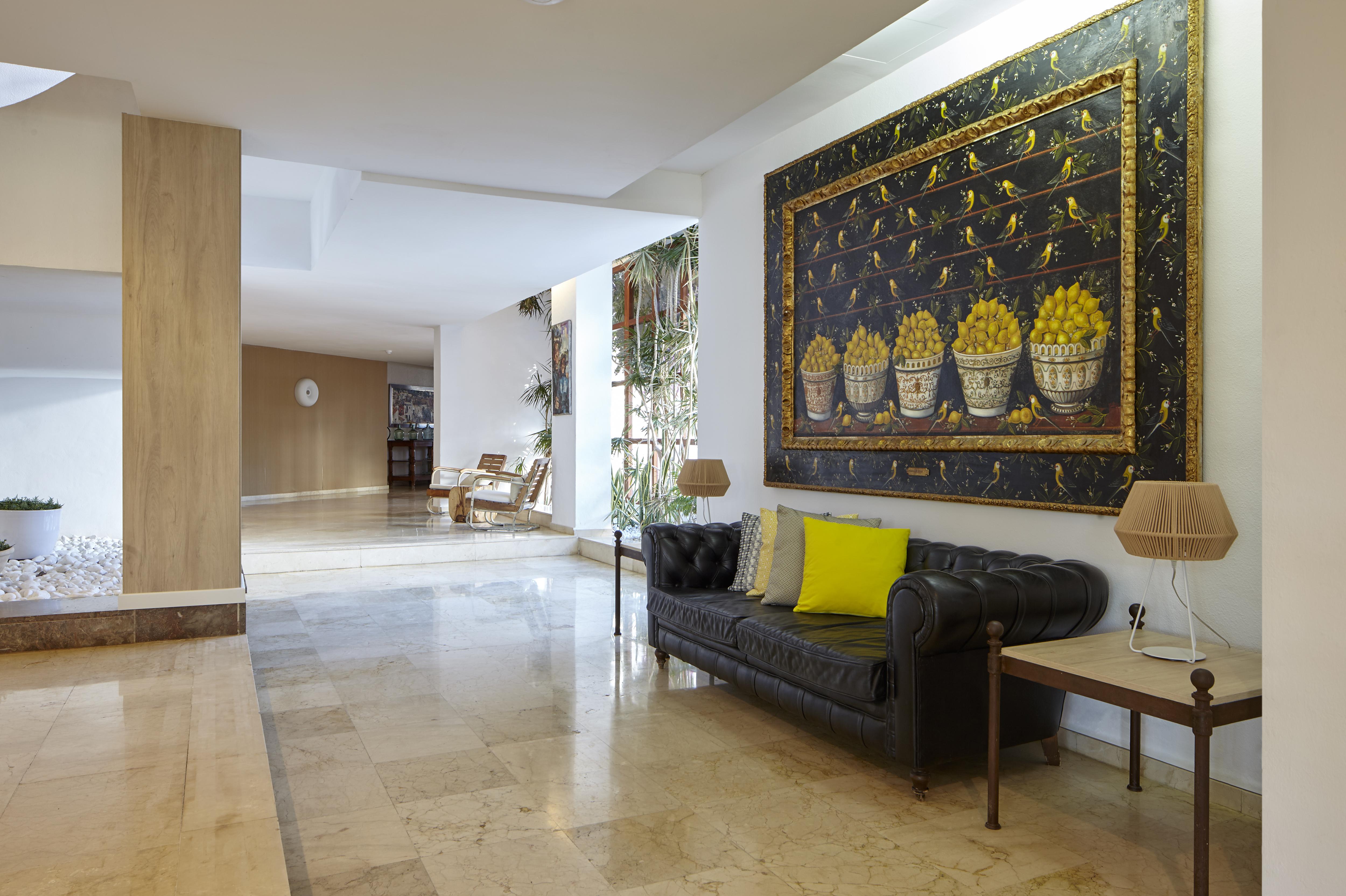 Hotel Tres Torres Santa Eularia des Riu Zewnętrze zdjęcie