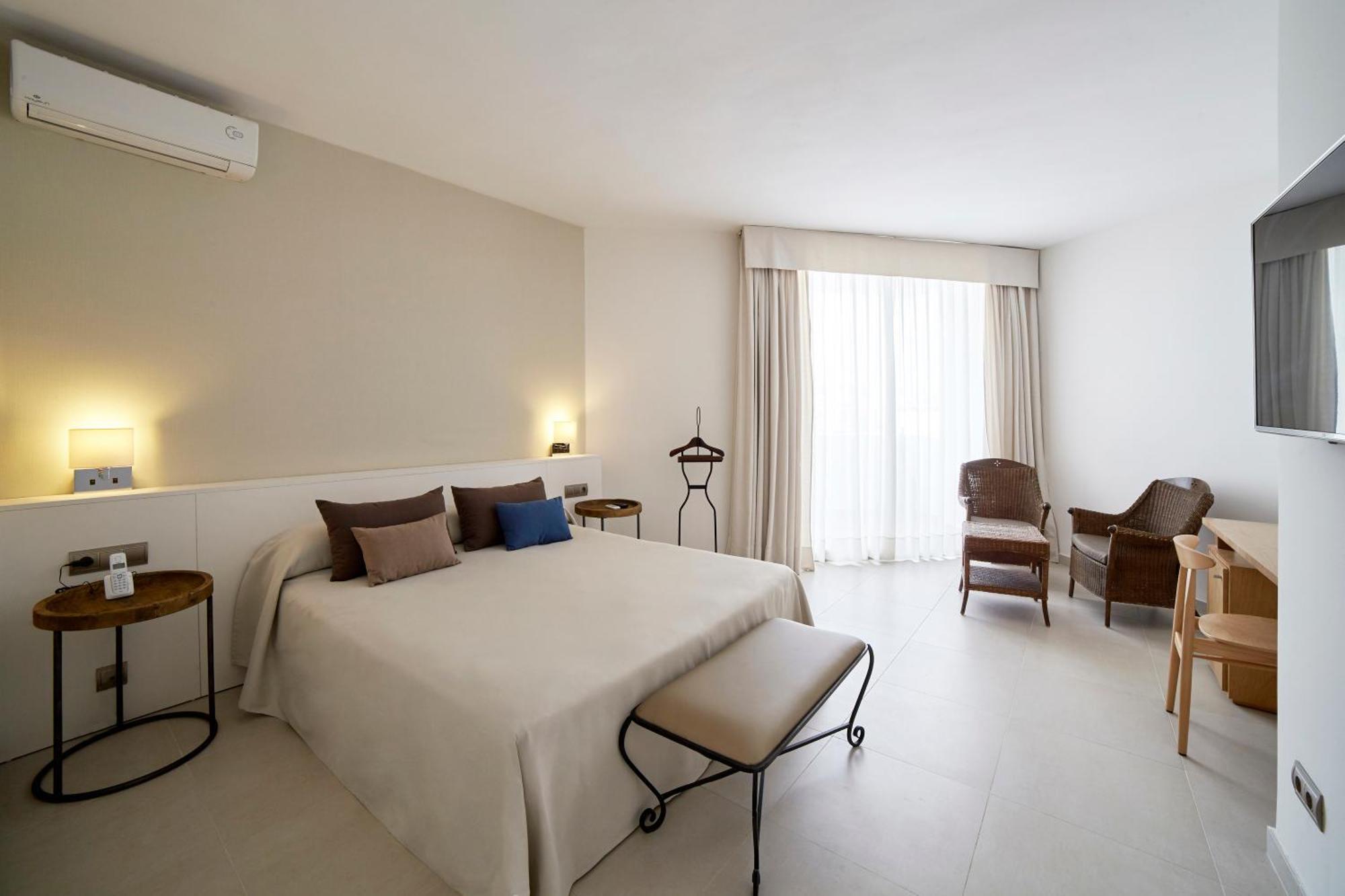 Hotel Tres Torres Santa Eularia des Riu Pokój zdjęcie
